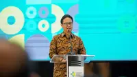 Menteri Kesehatan RI Budi Gunadi Sadikin menyampaikan sambutan acara Forum Komunitas Tenaga Kesehatan Nasional (FORKOMNAS) Tahun 2023 pada Kamis, 2 November 2023 di Hotel Grand Mercure Jakarta. (Dok Kementerian Kesehatan RI)