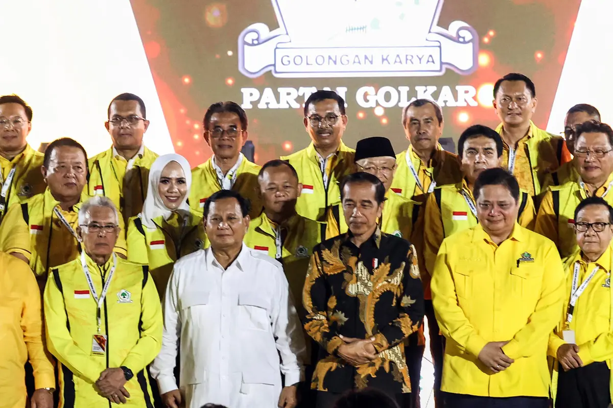 Jokowi Prabowo Hadiri HUT Partai Golkar