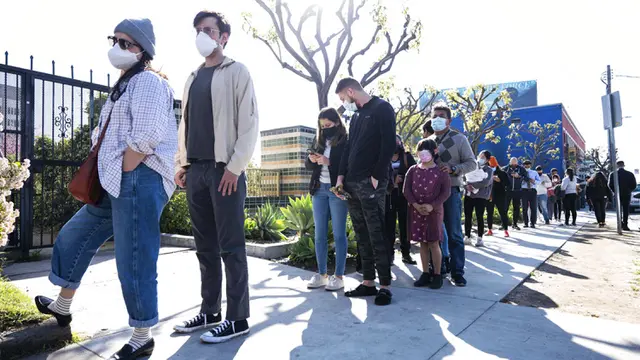 FOTO: California Mulai Rasakan Murka Omicron