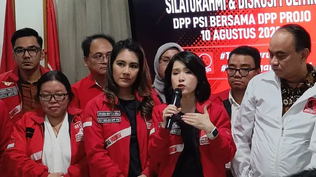 Sejumlah elite Partai Solidaritas Indonesia (PSI) menyambangi kantor Dewan Pimpinan Pusat (DPP) Pro Jokowi (Projo) pada Kamis sore 10 Agustus 2023.