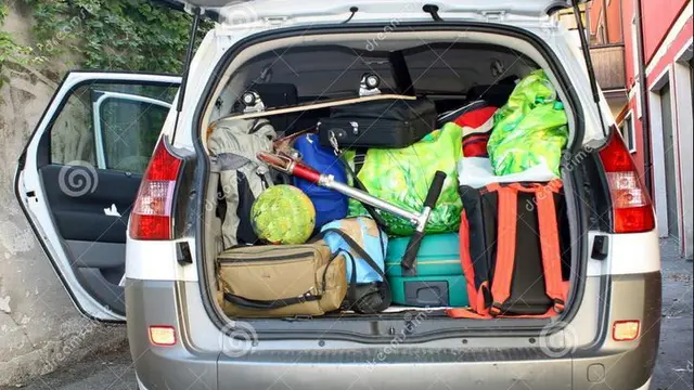 Bagasi Mobil