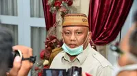 Gubernur Gorontalo Rusli Habibie menegaskan, masih akan melakukan pengkajian yang matang sebelum masuk ke era normal baru. (Liputan6.com/ Arfandi Ibrahim)