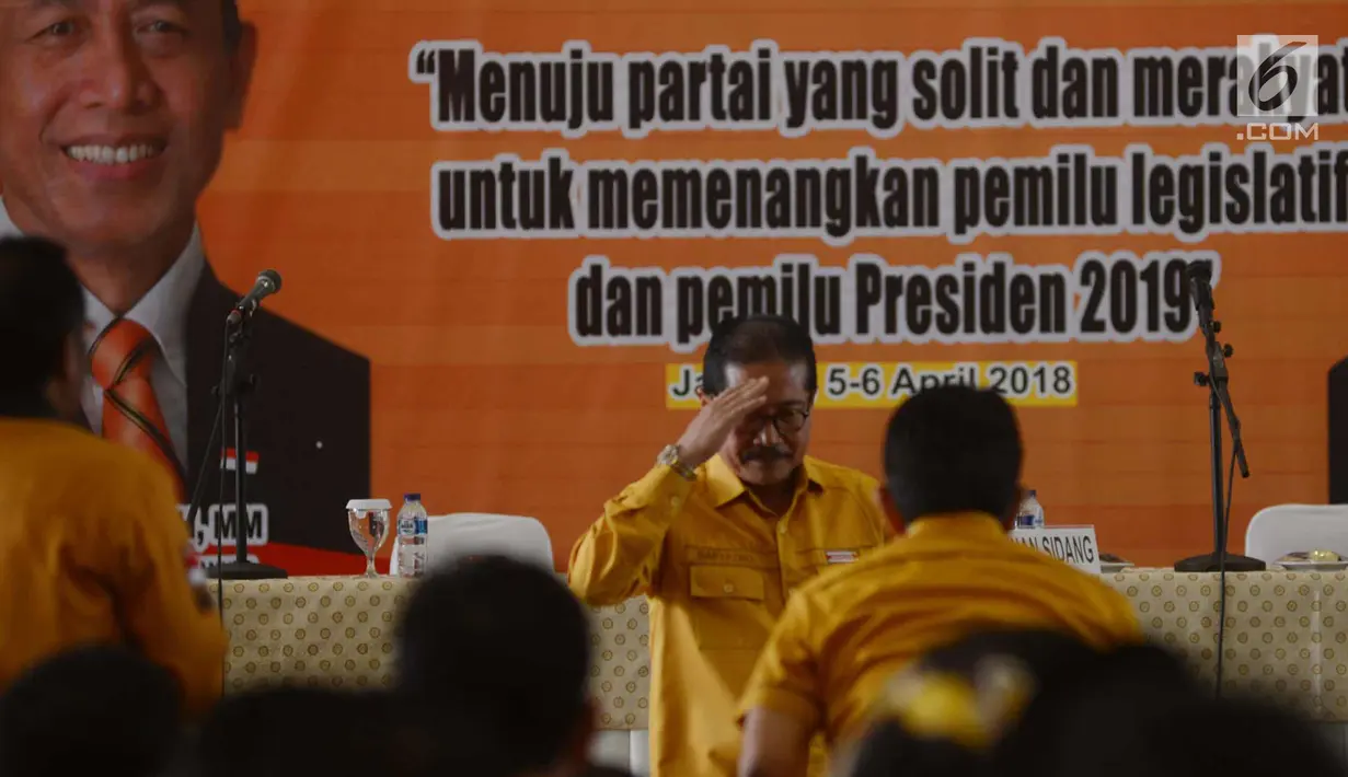 Ketua Umum Partai Hanura Marsekal Madya TNI (Purn) Daryatmo menghadiri Rapimnas 1 tahun 2018 Partai Hanura di DPP Hanura, Jakarta, Kamis (5/4). (Merdeka.com/Imam Buhori)