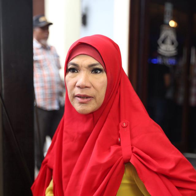 Lama Tak Muncul Begini Kabar Terbaru Dorce Gamalama Showbiz Liputan6 Com