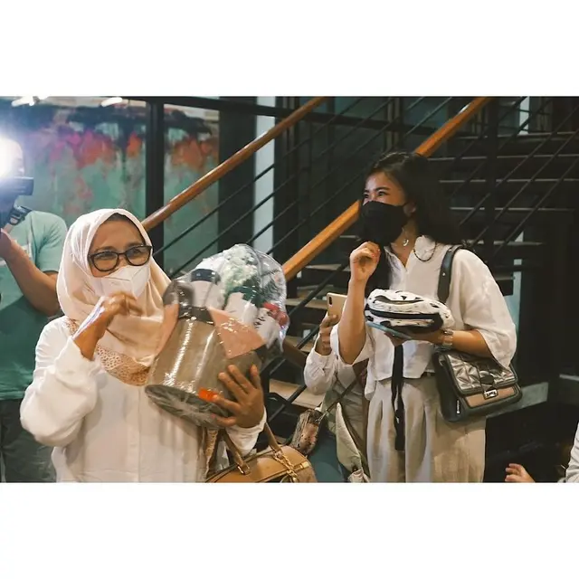 6 Momen Ulang Tahun Adinda Azani dan Ibunda, Rayakan Bareng Keluarga