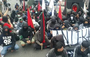 Polisi: Massa Rusuh di Pejompongan Terafiliasi Anarko