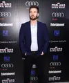 Berita perceraian datang dari seleb hollywood. Pemeran utama Captain America yakni Chris Evans diduga menjadi orang ketika pernikahan Jenny Slates dan Dean Camp. (AFP/Bintang.com)