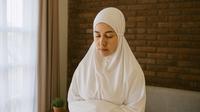 Ilustrasi salat (Foto: ChatGPT)
