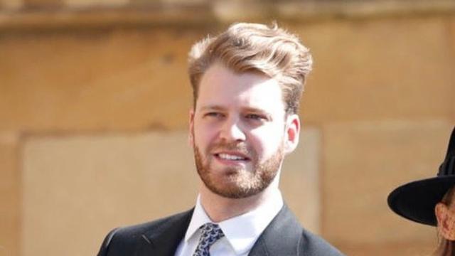 Louis Spencer merupakan anak dari adik kandung Putri Diana, menjadikannya sepupu dari Pangeran William dan Pangeran Harry. (Instagram/@colunaclaudiameireles)