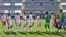 Aksi tersebut ditunjukkan para pemain timnas Iran sebagai bentuk protes dan berkabung atas tragedi kemanusiaan yang menimpa warga sipil di Iran. (AP Photo/Riza Ozel)