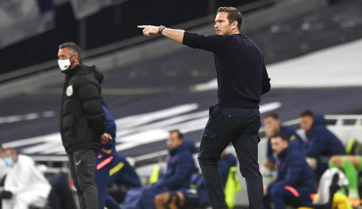 Ini bukan kali pertama Frank Lampard terlibat perselisihan dengan sesama pelatih. Sebelumnya ia juga pernah terlihat bersitegang dengan manajer Liverpool, Jurgen Klopp, pada musim lalu. (Neil Hall/Pool via AP)