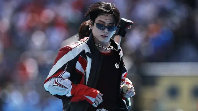 BTS Tampil Membara di FIFA World Cup 2026 Halftime Show, Seragam Merah Putih Hitam Jadi Sorotan