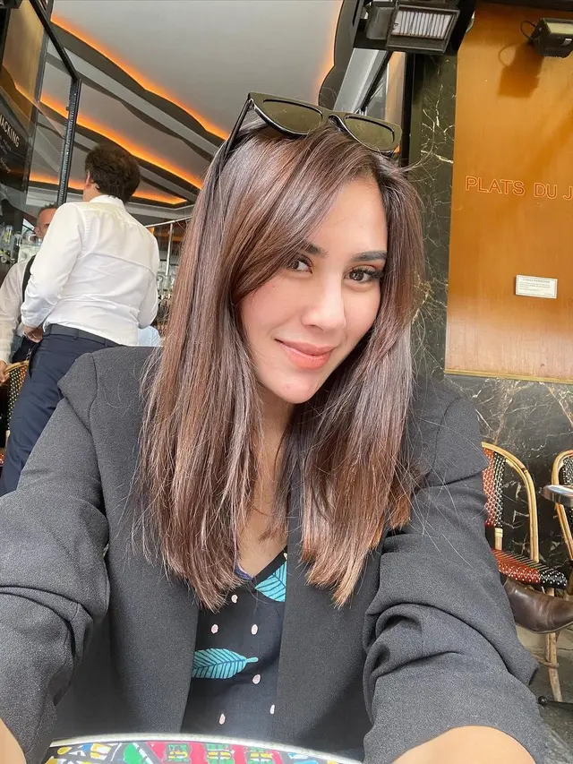 9 Potret Transformasi Syahnaz Sadiqah dari Kecil hingga Kini, Jadi Sorotan