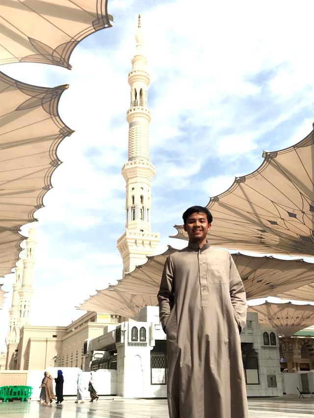 Umrah backpacker. (Foto: Liputan6.com/Dok. pribadi/Alief Enstein)