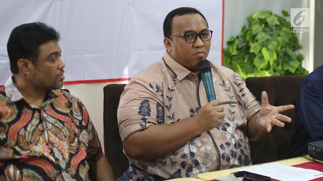 <span>Presiden KSPSI Andi Gani Nena Wea (kanan) dan Presiden KSPI Said Iqbal saat konferensi pers, Jakarta, Rabu (25/9/2019). Kendati menilai revisi UU No 13/2003 tentang Ketenagakerjaan merugikan buruh, serikat pekerja meminta buruh menahan diri dan mengedepankan keutuhan NKRI. (Liputan6.com/AnggaYuniar)</span>
