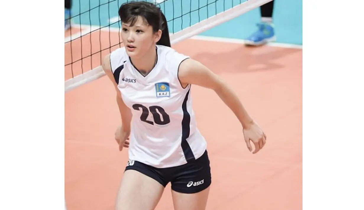 Sabina Altynbekova memiliki tinggi 182cm dengan berat 59 kg. (Bola.com/Instagram Sabina Altynbekova)