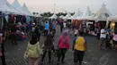 Suasana meriah Lebaran Betawi 2014 di pelataran timur Monas, Jakarta, (13/9/14). (Liputan6.com/Herman Zakharia) 