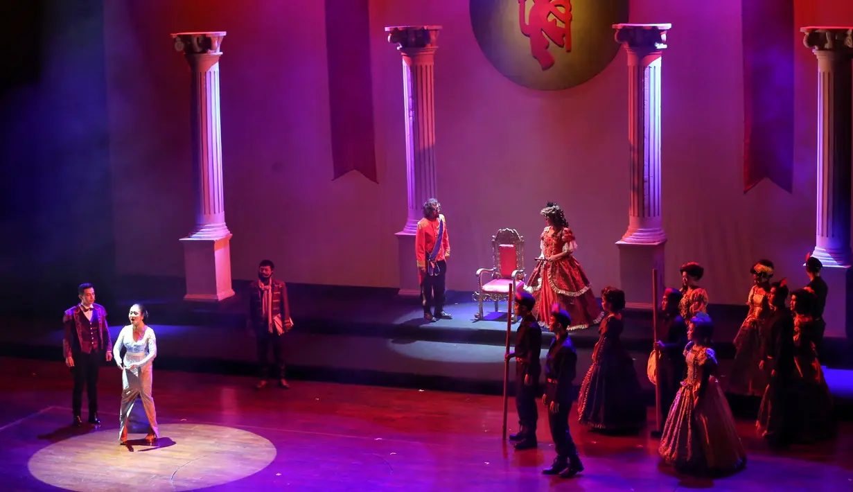 Dalam lakon ‘Presiden Kita Tercinta’ yang diselenggarakan tim kreatif Indonesia Kita dan digagas oleh Djarum Foundation merupakan salah satu bentuk menyampaikan aspirasi kepada pemerintahan Indonesia. (Adrian Putra/Bintang.com)