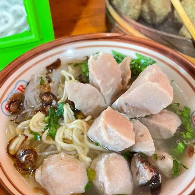 Rekomendasi Bakso Dekat Candi Prambanan