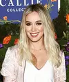 Sejak perpisahannya dengan sang suami, Mike Comrie pada tahun 2016 lalu, Hilary Duff kini sibuk mengurus anaknya seorang diri. Namun di tengah perjuangannya sebagai single mother, ia justru diterpa komentar tak enak. (Instagram/Hilaryduff)