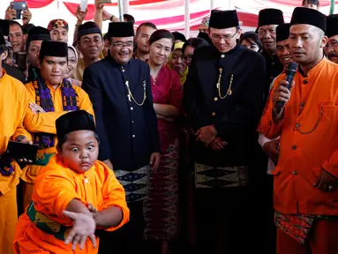 Gubernur DKI Jakarta Basuki Tjahaja Purnama bersama Wagub DKI Djarot hadiri acara Lebaran Betawi VII di Lapangan Banteng, Jakarta, Minggu (23/8/2015). (Liputan6.com/Yoppy Renato)