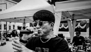 Tuaipuja, proyek musik solo folk Indonesia yang digagas musisi Rival Achmad Labbaika atau Ipay melahirkan extended play (EP) berjudul Janaka Kamma. (Foto: Dok. Instagram @tuaipujaofficial)