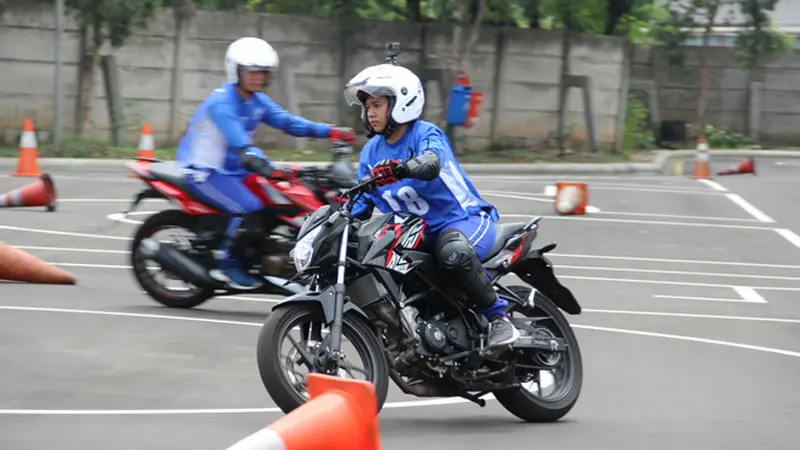 Rasanya Jadi Lady Bikers Satu-Satunya di Kompetisi Slalom