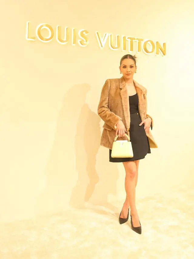 Alyssa Daguise di opening store Louis Vuitton