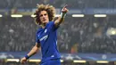 5. David Luiz - Bek asal Brasil ini sangat impresif saat membawa Chelsea meraih trofi juara Liga Champions 2012. Namun saat ini David Luiz justru bermain untuk Arsenal yang merupakan klub rival Chelsea di Liga Inggris. (AFP/Glyn Kirk)