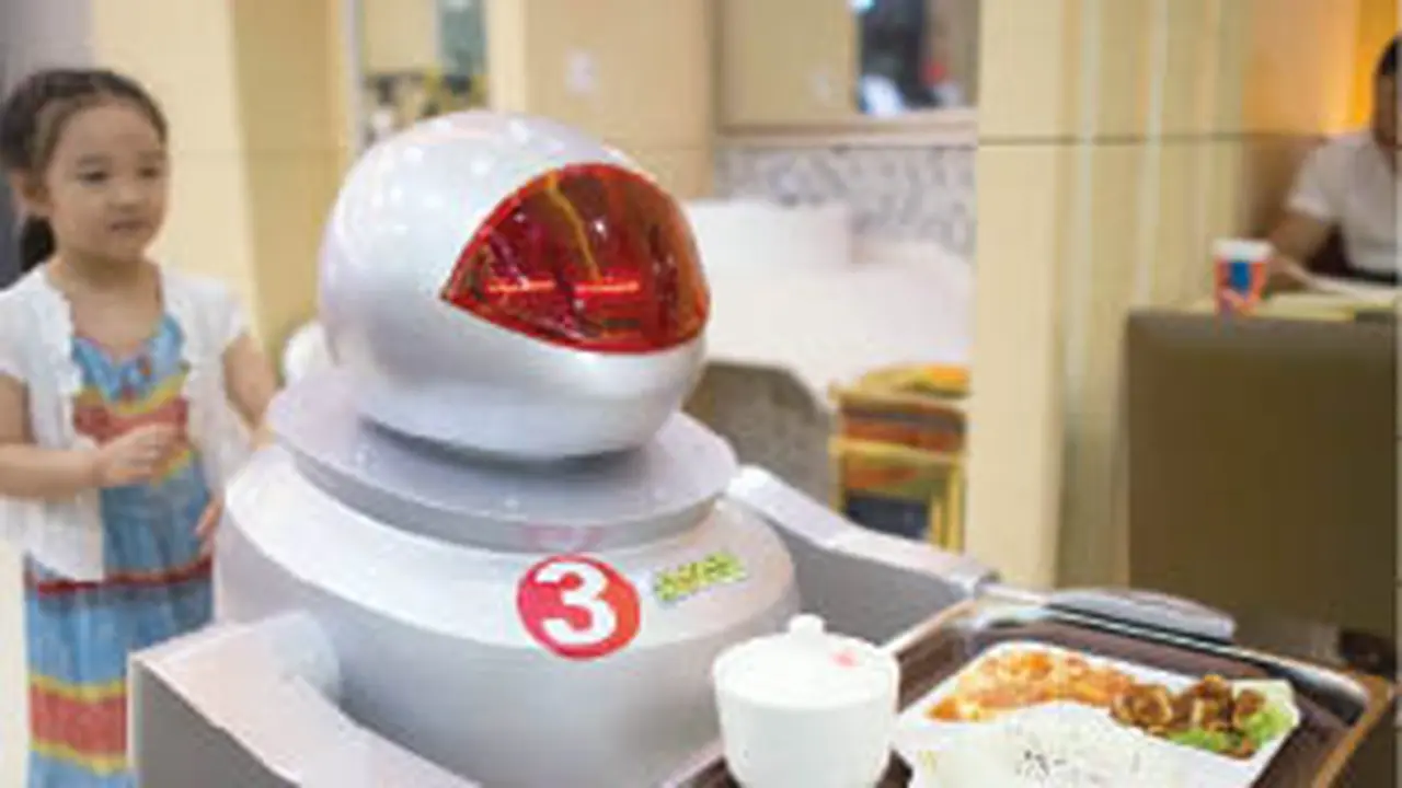  Makan di Restoran Ini, Anda akan Dilayani Robot
