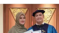 Momen Tommy Kurniawan wisuda S1. (sumber: Instagram/lisyanurrahmii)