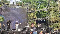 Efek Rumah Kaca Buka Synchronize Fest 2026 dengan Aksi Teatrikal 100 Penerka