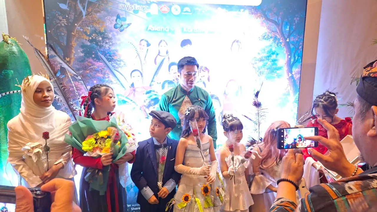 Para Pengisi Lagu Timunmas in Wonderland