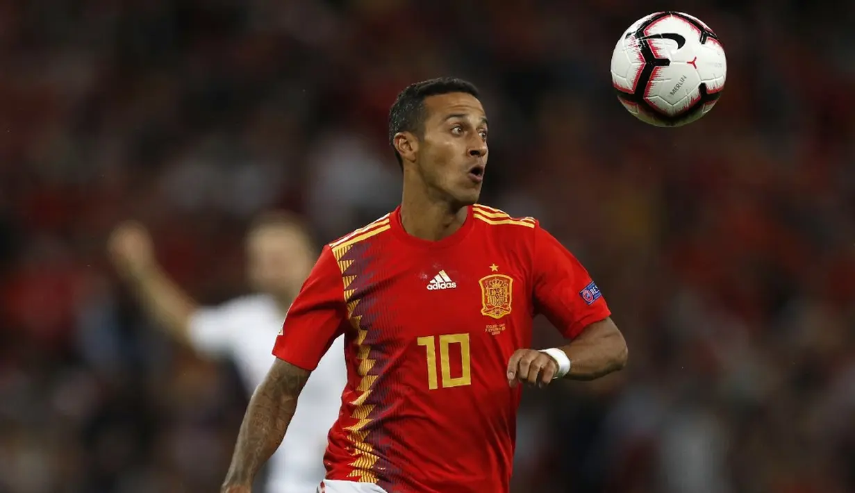 5. Thiago Alcantara (Bayern Munchen) - €70 juta (AFP/Adrian Dennis)