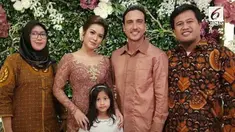 Pertunangan Hamish Daud dan Raisa menyisakan kisah romantis dan membuat netizen baper.