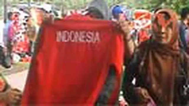 Warga Masih Berburu Atribut dan Kaos Timnas