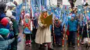 Para pelajar dan guru mereka berpartisipasi dalam perayaan Maslenitsa di Moskow tengah, Rusia, pada 27 Februari 2020. Maslenitsa adalah hari libur tradisional di Rusia untuk merayakan awal musim semi. (Xinhua/Maxim Chernavsky)