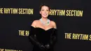 Aktris Hollywood Blake Lively saat menghadiri pemutaran film The Rhythm Section di Brooklyn Academy of Music, New York City, Amerika Serikat, Senin (27/1/2020). Blake yang beberapa bulan lalu melahirkan anak ketiga tampil rupawan dalam balutan gaun velvet seksi. (Jamie McCarthy/Getty Images/AFP)