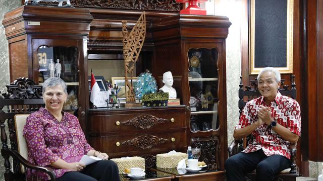 Duta Besar Australia untuk Indonesia, Penny Williams menemui Gubernur Jawa Tengah Ganjar Pranowo di Puri Gedeh, Semarang. (Istimewa)