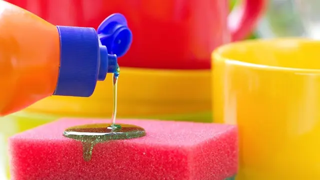 kebiasaan salah cuci alat masak