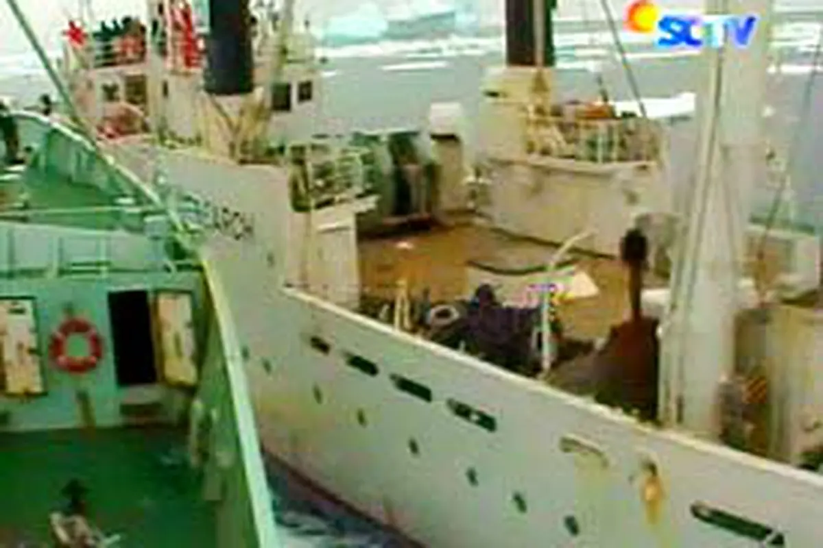 130207bterkini-tabrak.jpg