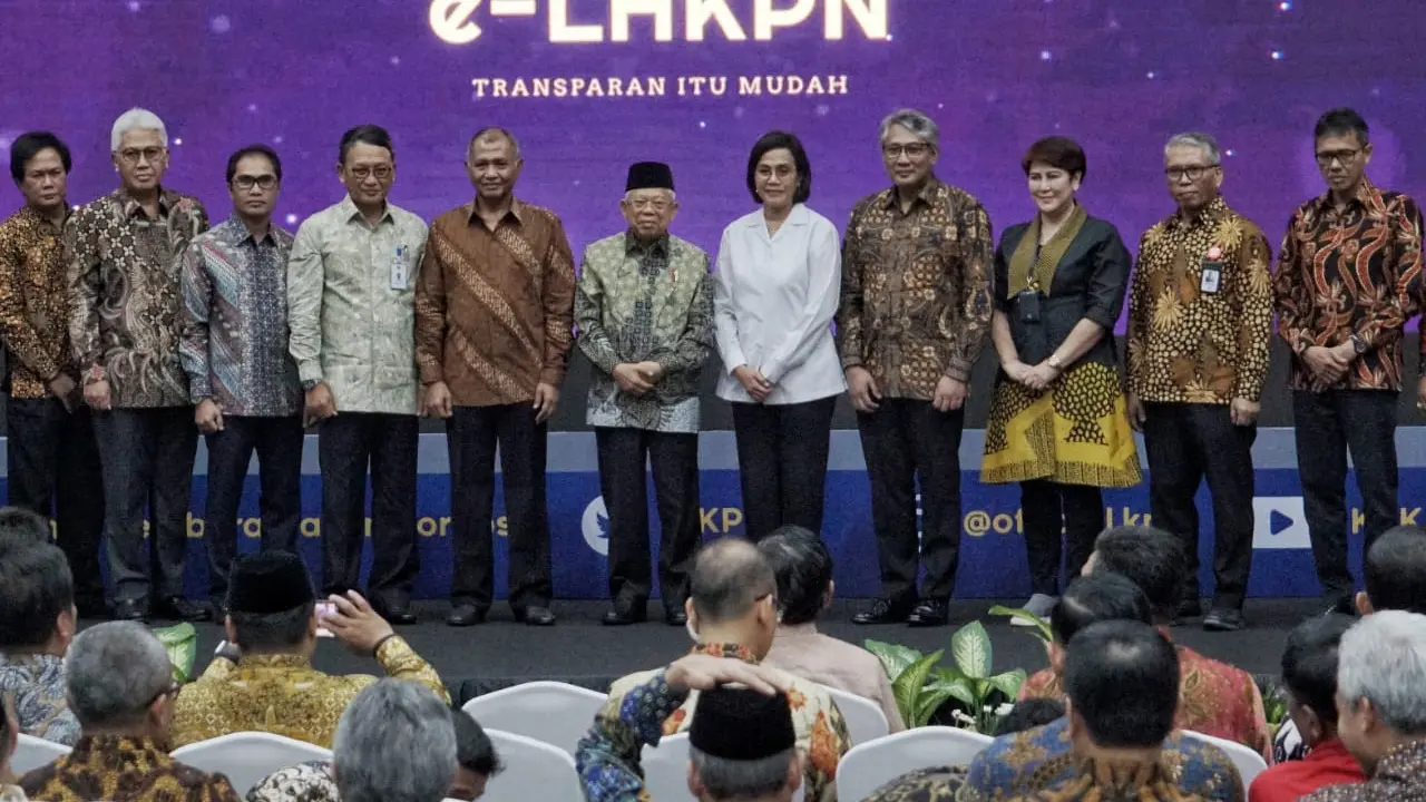 Penghargaan LHKPN merupakan penghargaan untuk instansi dan lembaga yang secara rutin melaporkan kekayaannya ke KPK.