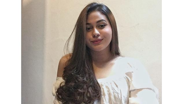 6 Pesona Layla Syafira, Anak Pelawak Kadir yang Curi Perhatian