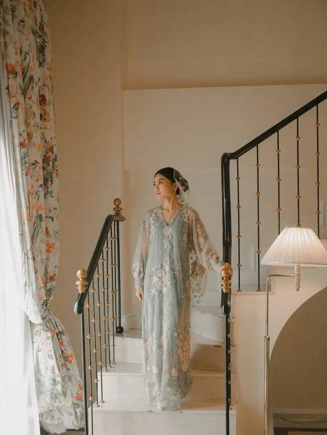 Cantiknya Namira Adjani, Putri Alya Rohali dalam Balutan Dress Lace Hijau Pastel Berpayet Pink di Pengajian Pranikah