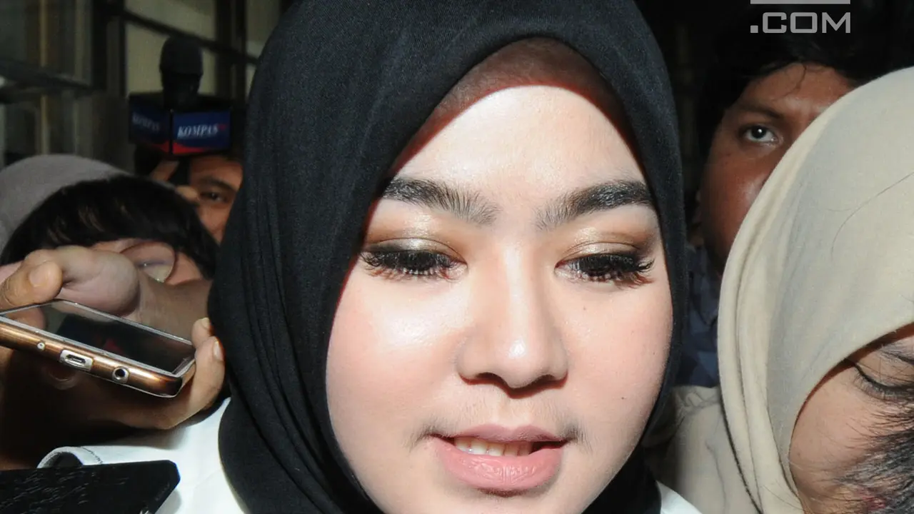 Sherin Taria Istri Zumi Zola Diperiksa KPK