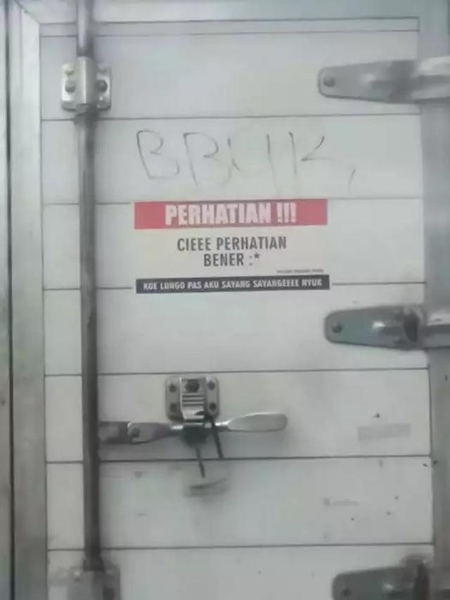 foto: Twitter/@melianach