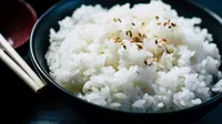 Trik Agar Nasi Kering di Rice Cooker Kembali Pulen, Siap Disantap Lagi
