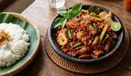 Resep Oseng Mercon Kulit Ayam, Pedas Gurih dengan Bumbu Meresap yang Bikin Nagih