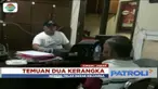 Salah seorang anggota keluarga mengaku, ia telah lama mengetahui Neneng menyimpan dua jasad manusia di dalam rumah.