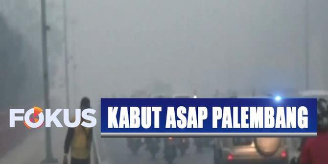 Kabut Asap Pekat Kembali Ganggu Aktivitas Warga Palembang